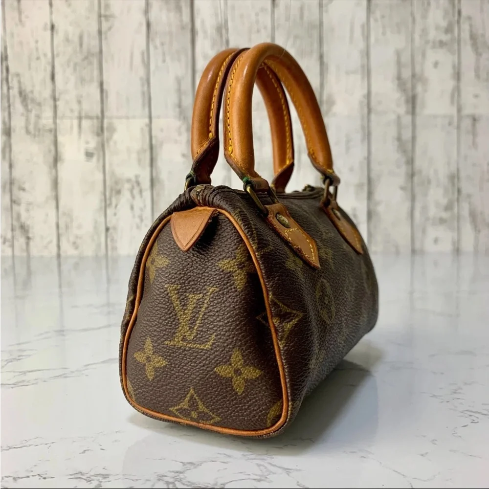 SOLD - Picture 4 of 15